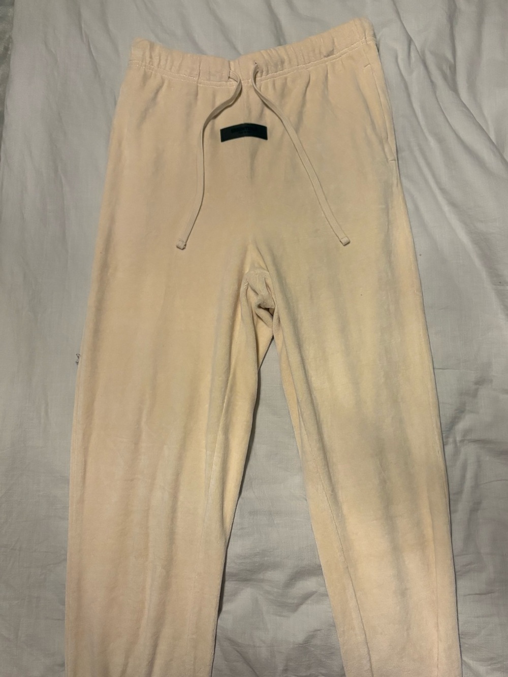 FEAR OF GOD ESSENTIALS Cream Fleece Drawstring Sweatpants